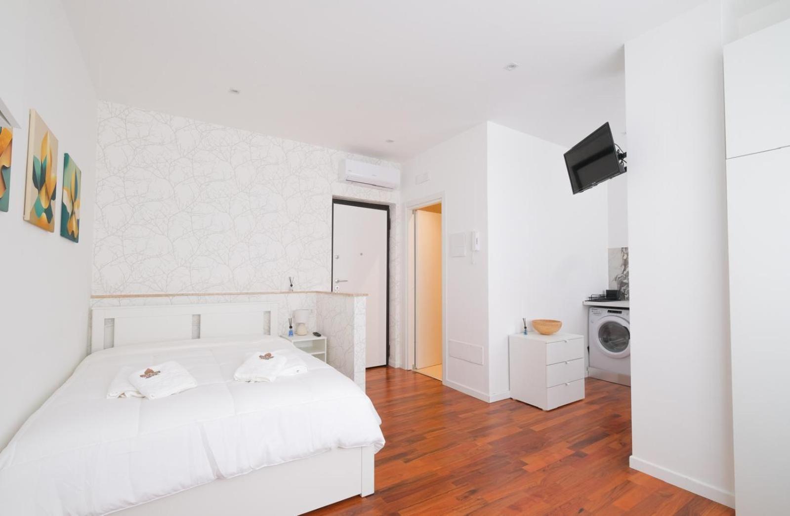Ferienwohnung The Apulian Loft II Bari - Via Celentano Exterior foto